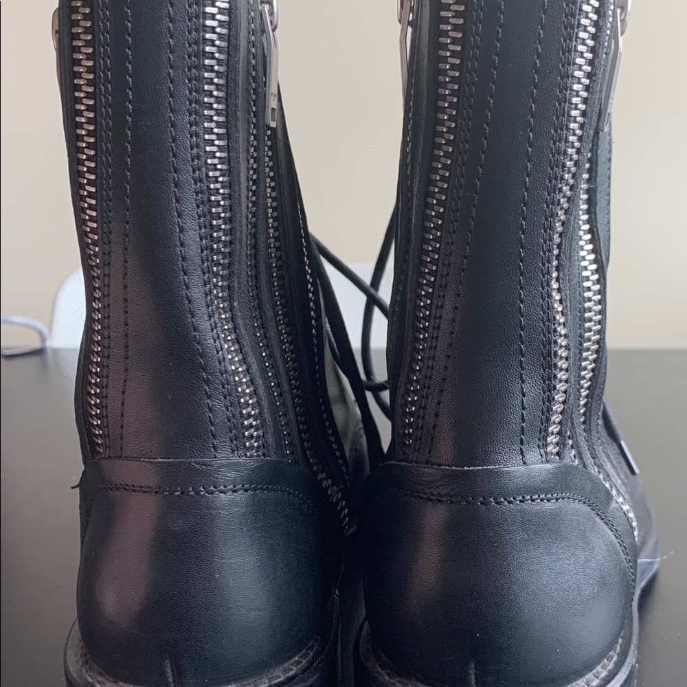 Saint Laurent 💯% Authentic - Picture 7 of 10